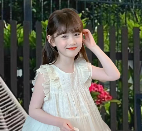 2025年五行缺金水女孩怎么取名,100分金水女孩名